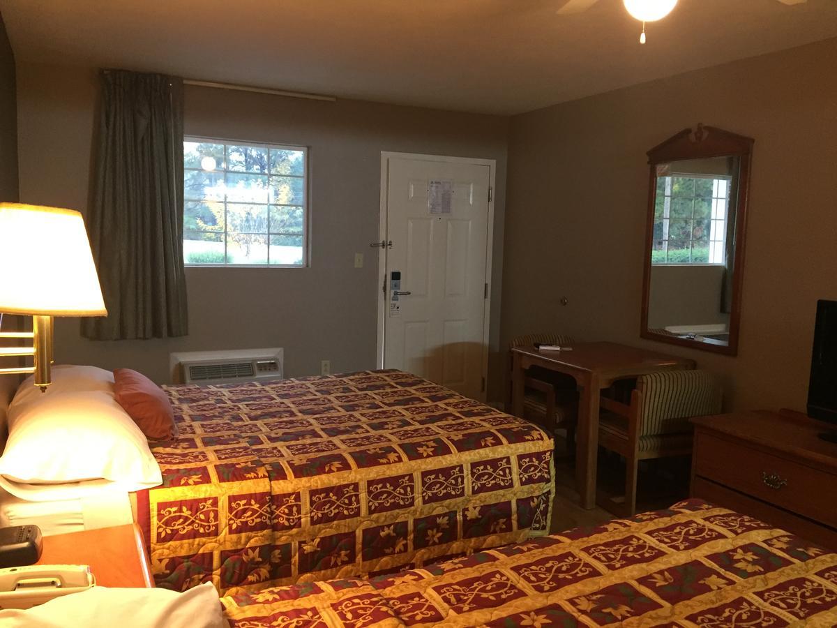 Deerfield Inn New Johnsonville Extérieur photo