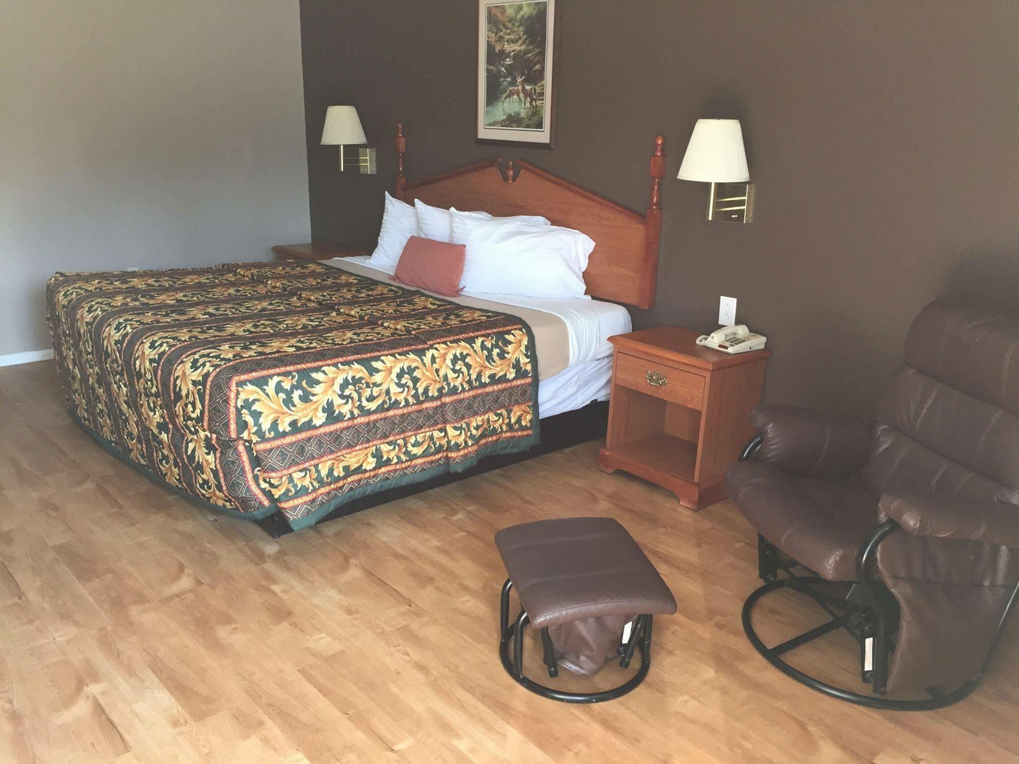 Deerfield Inn New Johnsonville Extérieur photo